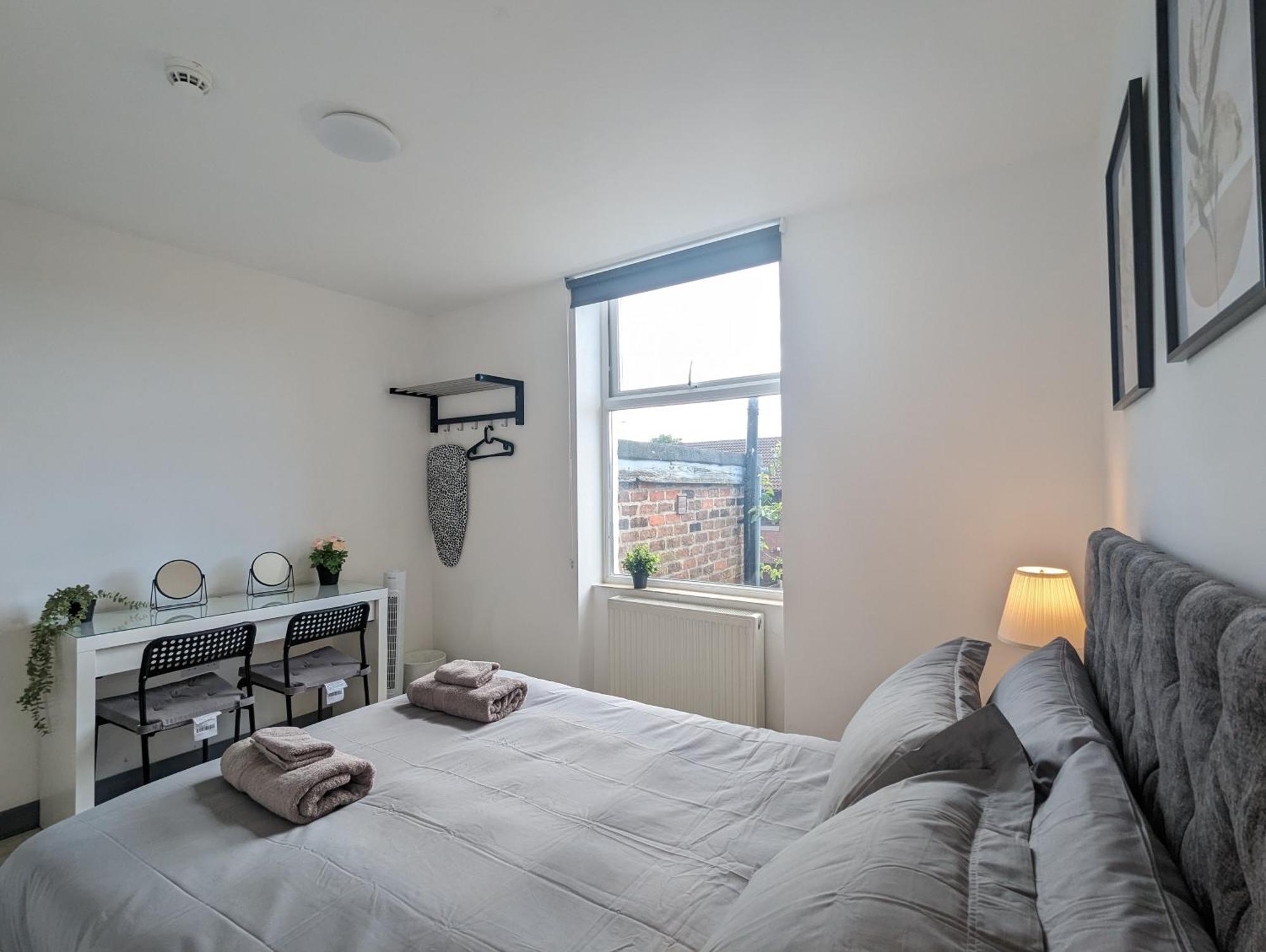 Near Centre Private Bath Free Parking * Ливерпуль